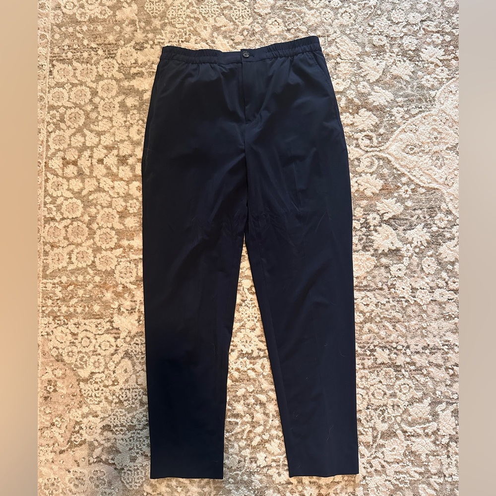 Banana Republic Women's Straight Leg Pants in Navy
